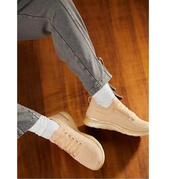 APL Techloom Breeze Sneaker in Champagne - Picture 1 of 16